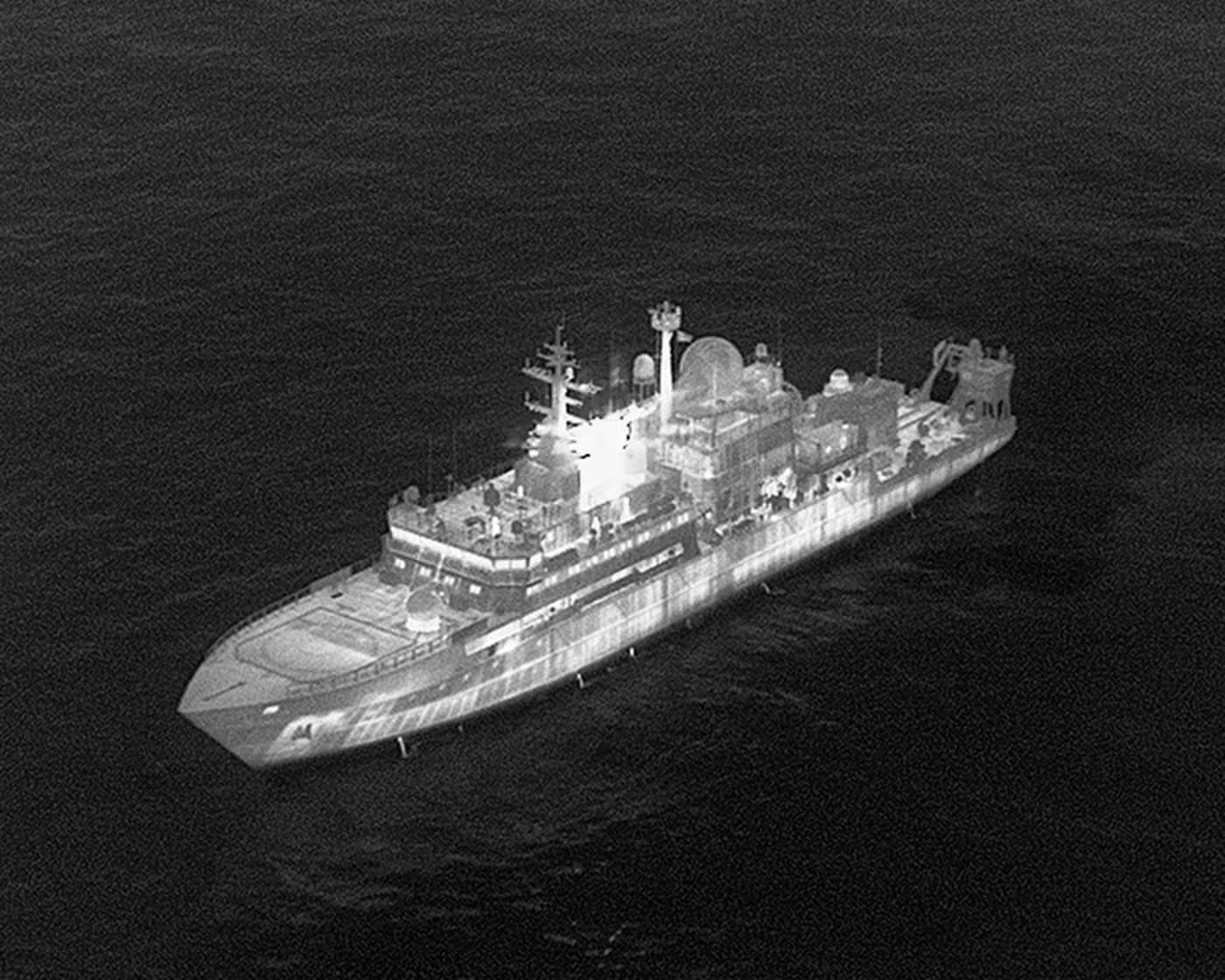 Yantar navire espion russe